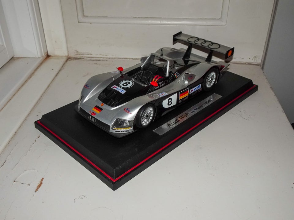 Modelbil, Maisto Audi R8R Le Mans