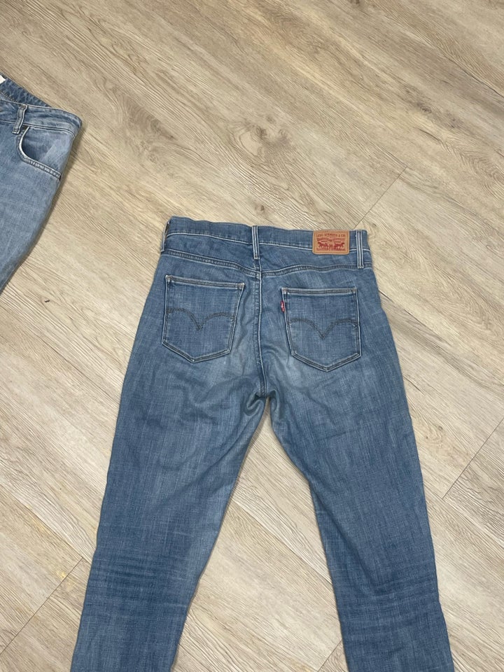 Jeans, Levis, str. 27