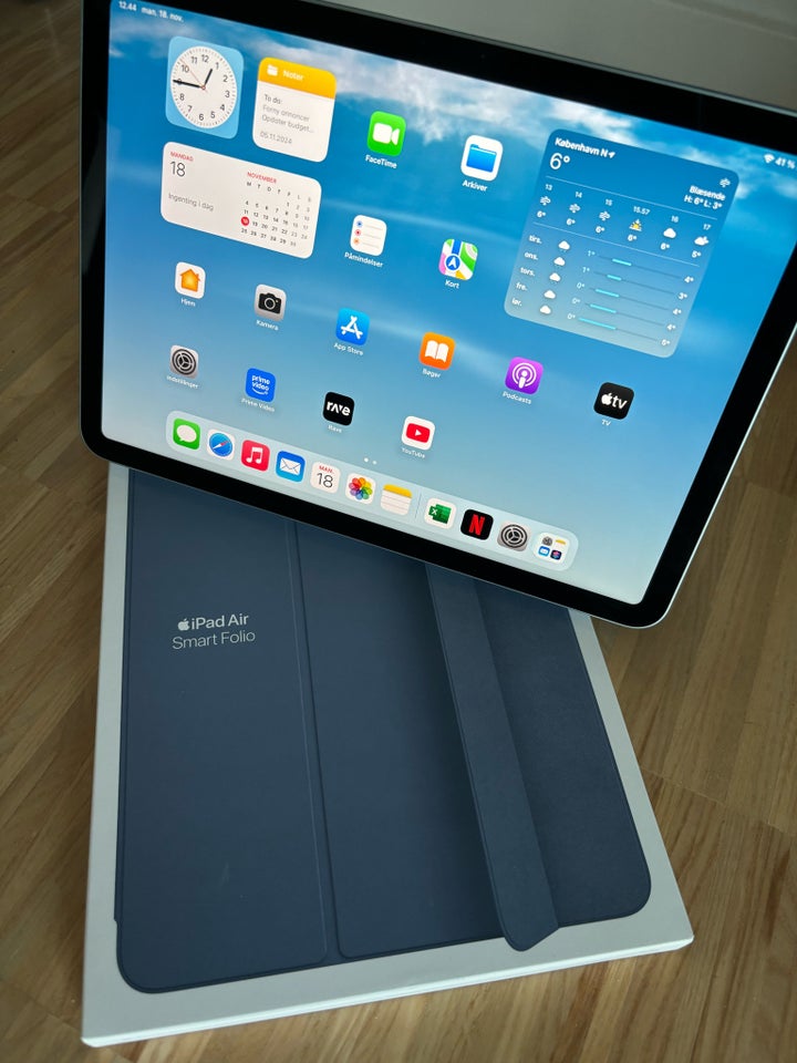 iPad Air, 128 GB, Perfekt