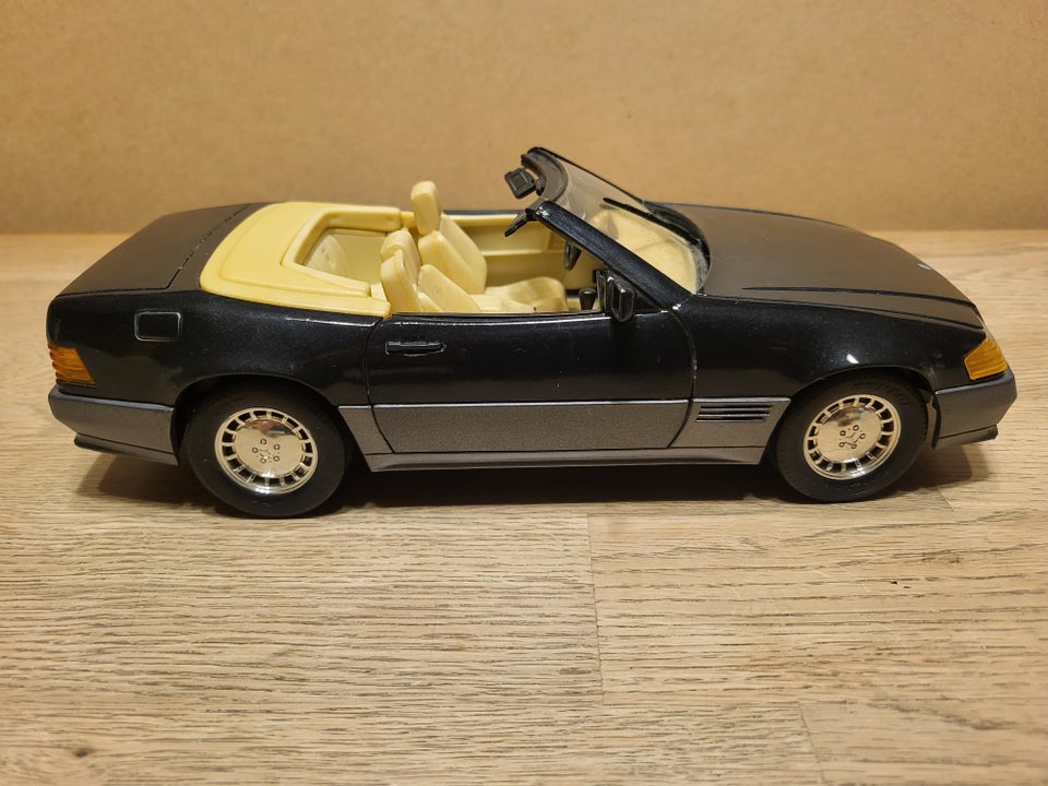 Modelbil, Mercedes Benz 500 SL