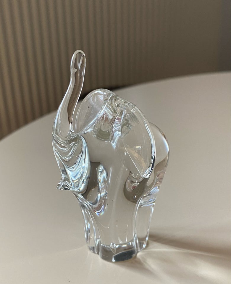 Glas figur af dyr