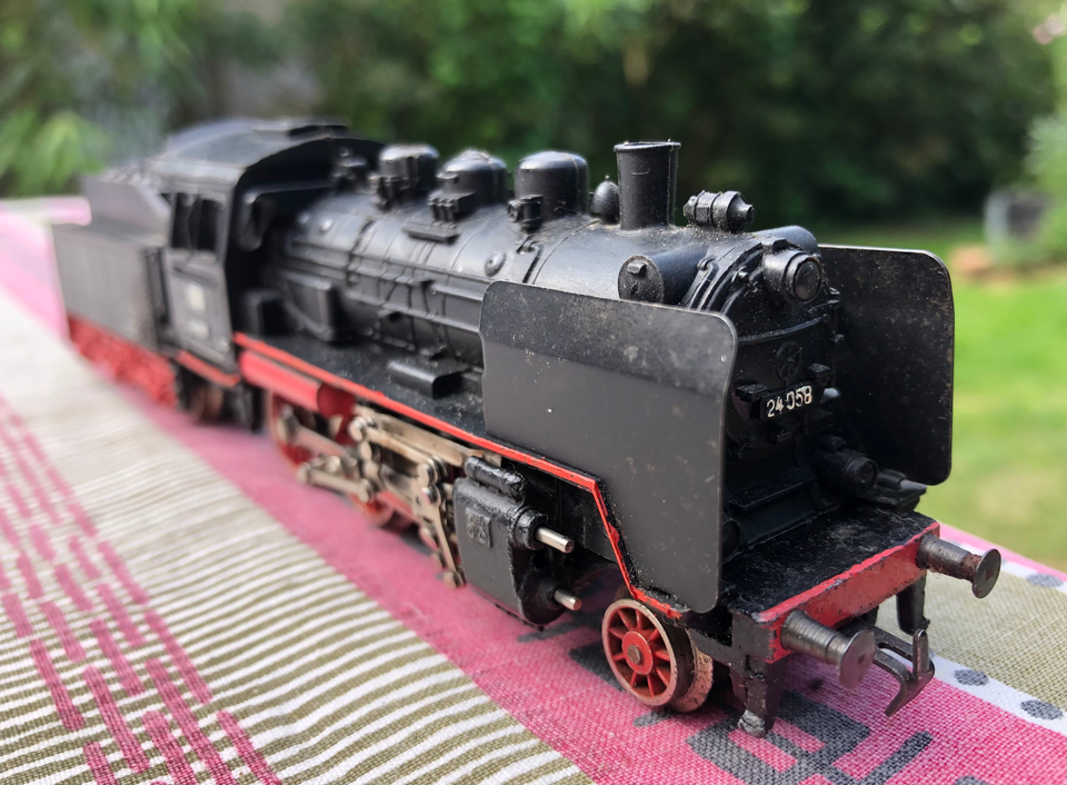 Modeltog, Märklin 3003 DB BR 24 058,