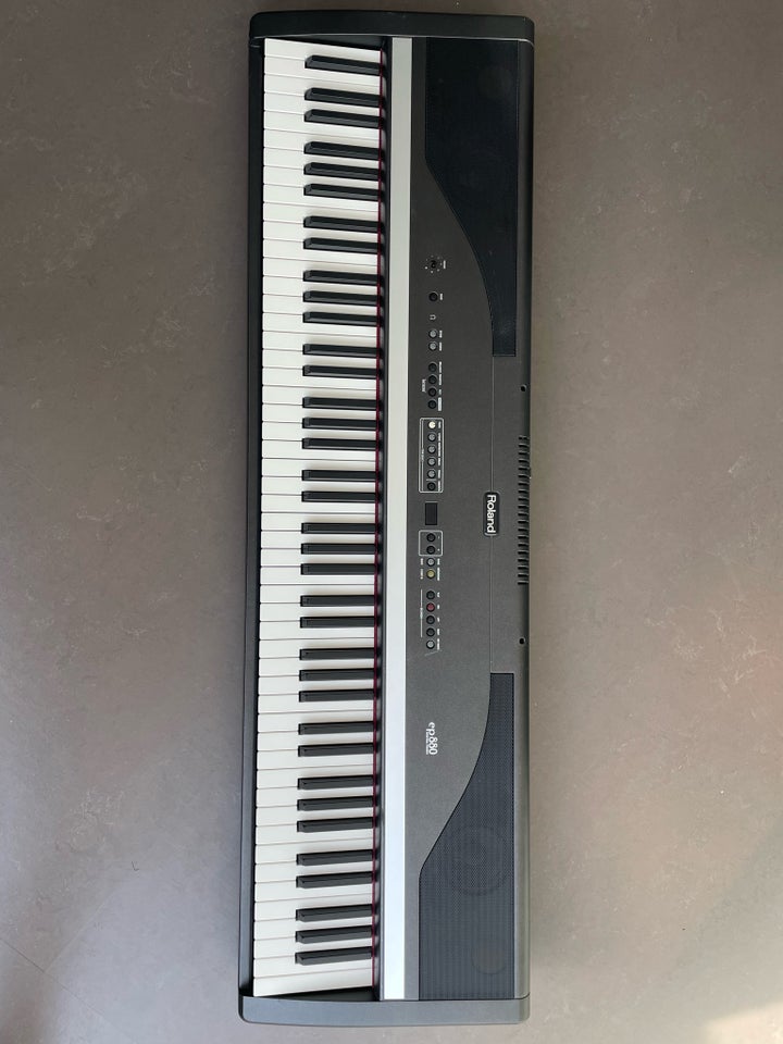 Stagepiano, Roland EP880