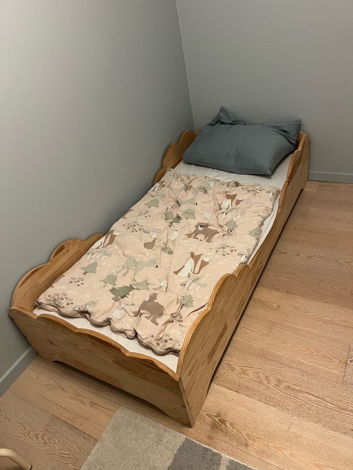 Juniorseng, Floor bed, b: 80 l: 180