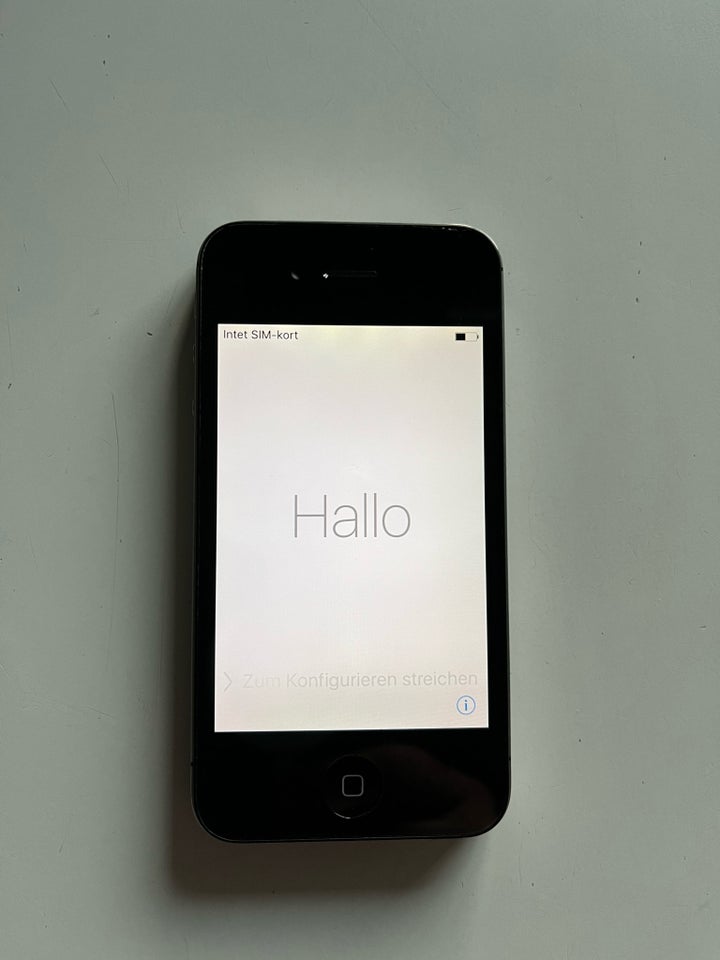 iPhone 4, 16 GB, sort