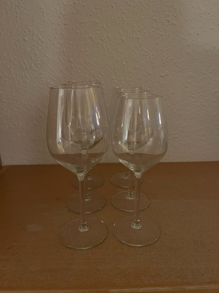 Glas, 12 rødvinsglas og 8