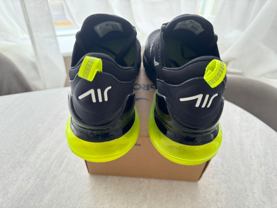 Sportssko, Nike Air Max 270, str. 41