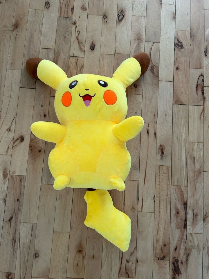 Pikachu bamse, Pokemon