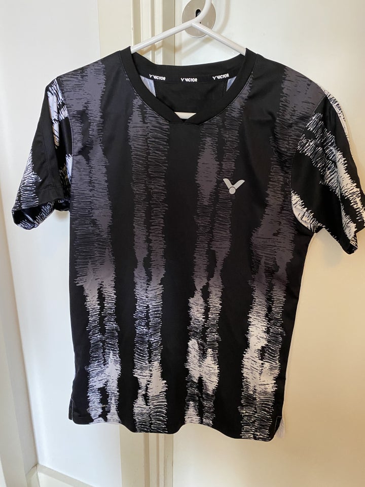 T-shirt VICTOR str 14 år