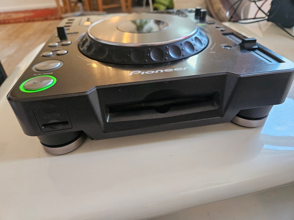 DJ CD Pioneer CDJ-1000MK2