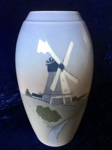 Porcelæn VASE MED EN GAMMEL MØLLE