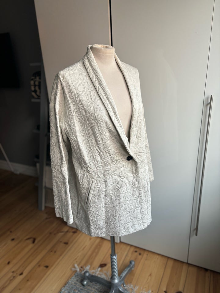 Blazer, str. 38, Graumann