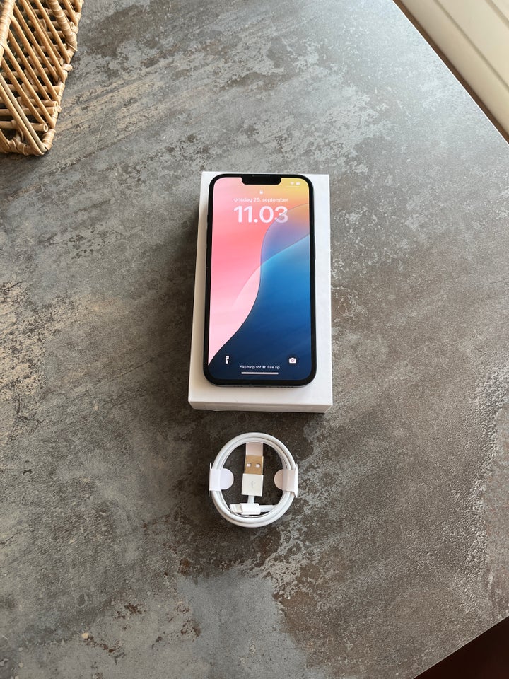 iPhone 14, 128 GB, sort