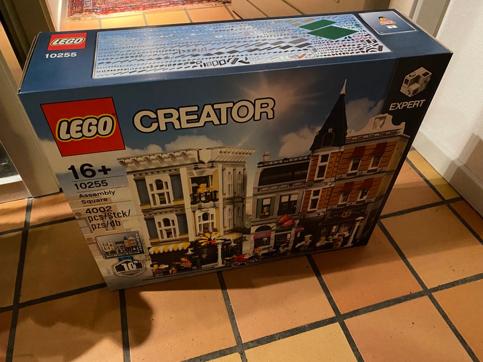 Lego Creator 10255 - Assembly