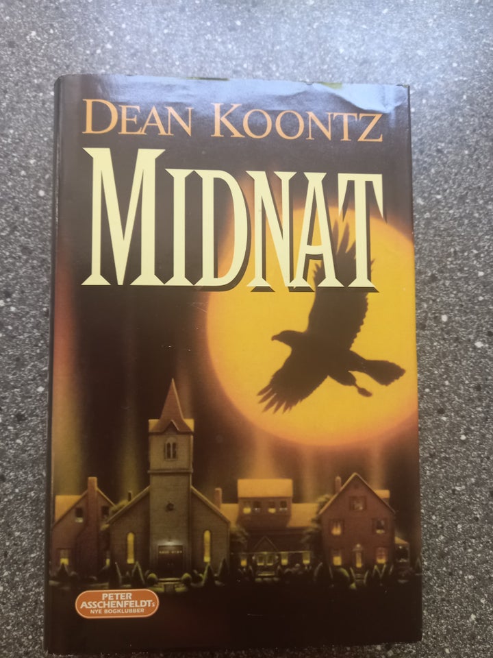 Midnat Dean Koontz genre: krimi