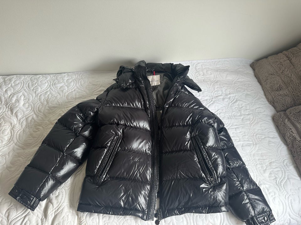 Dynejakke, str. 32, Moncler