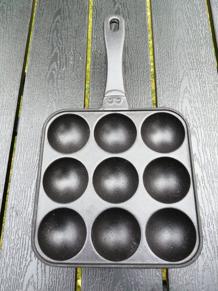 Æbleskivepande, Holm