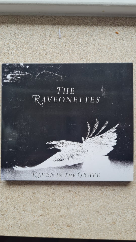 THE RAVEONETTES: RAVEN IN THE