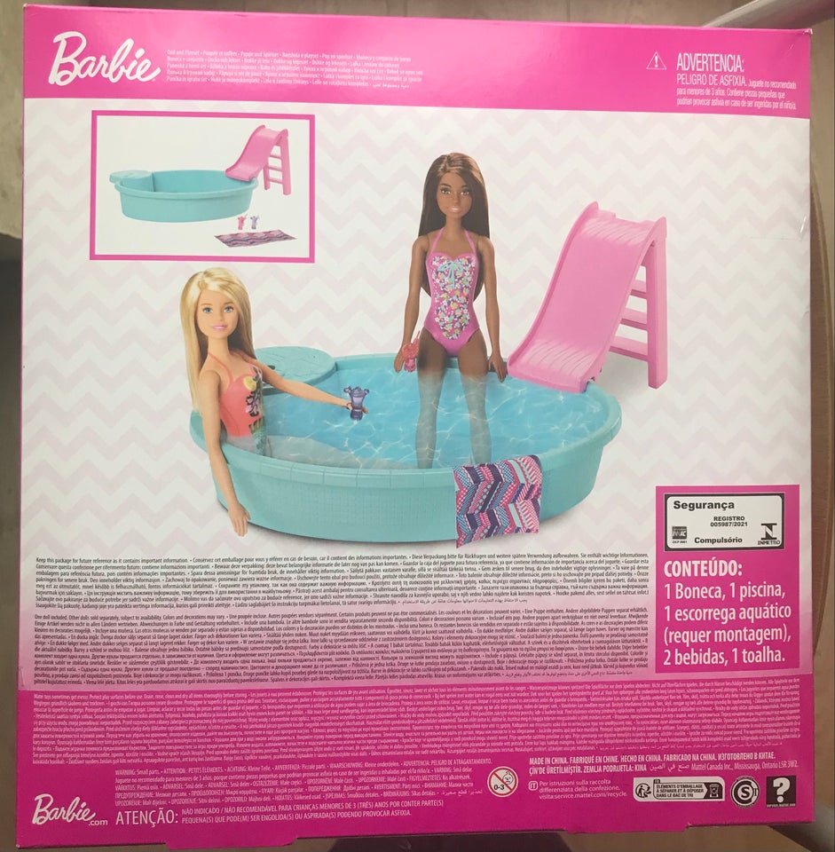 Barbie, Med pool