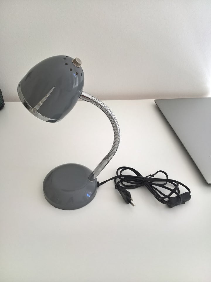 Anden bordlampe, Retro