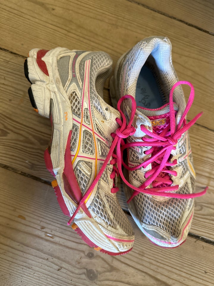 Løbesko, Asics, str. 39,5