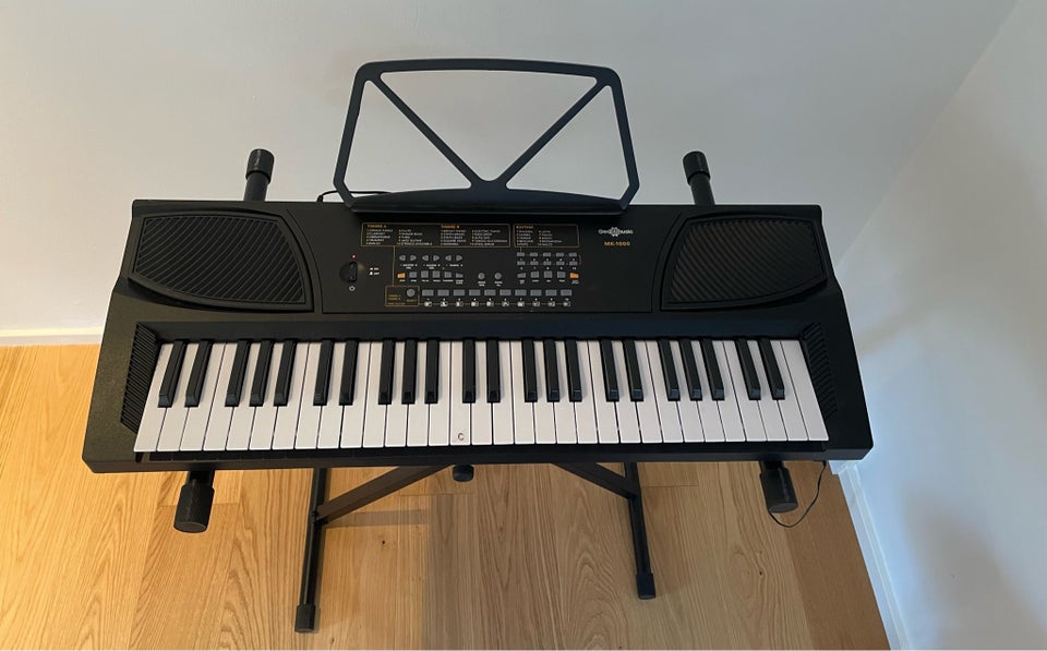 Keyboard, Gear4Music MK 1000