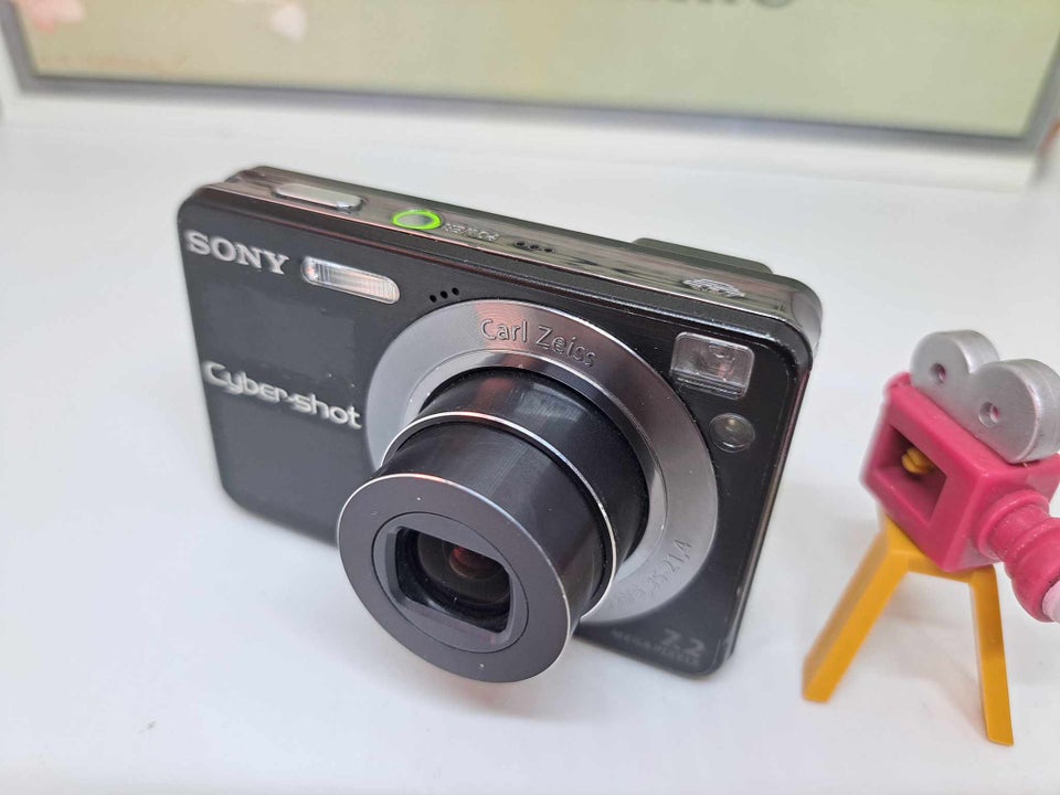 Sony Cypershot DSC-W120 72