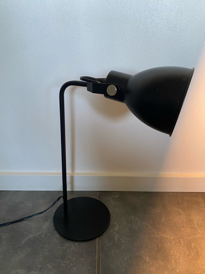 Skrivebordslampe, Ukendt