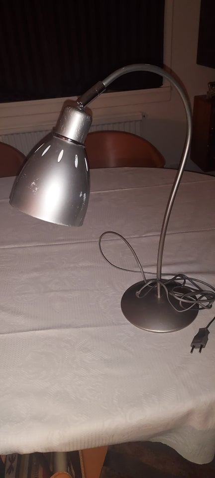 Skrivebordslampe