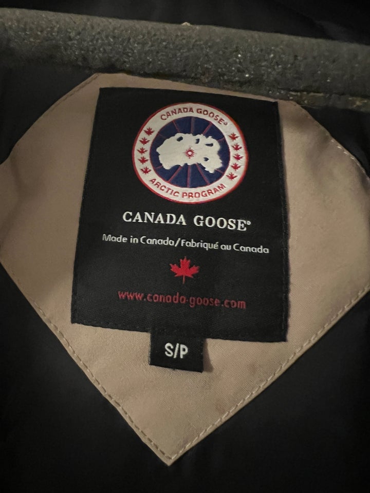 Parkacoat, str. 36, Canada Goose