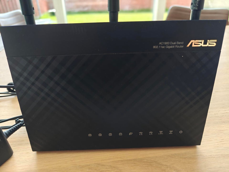 Router ASUS RT AC68U God