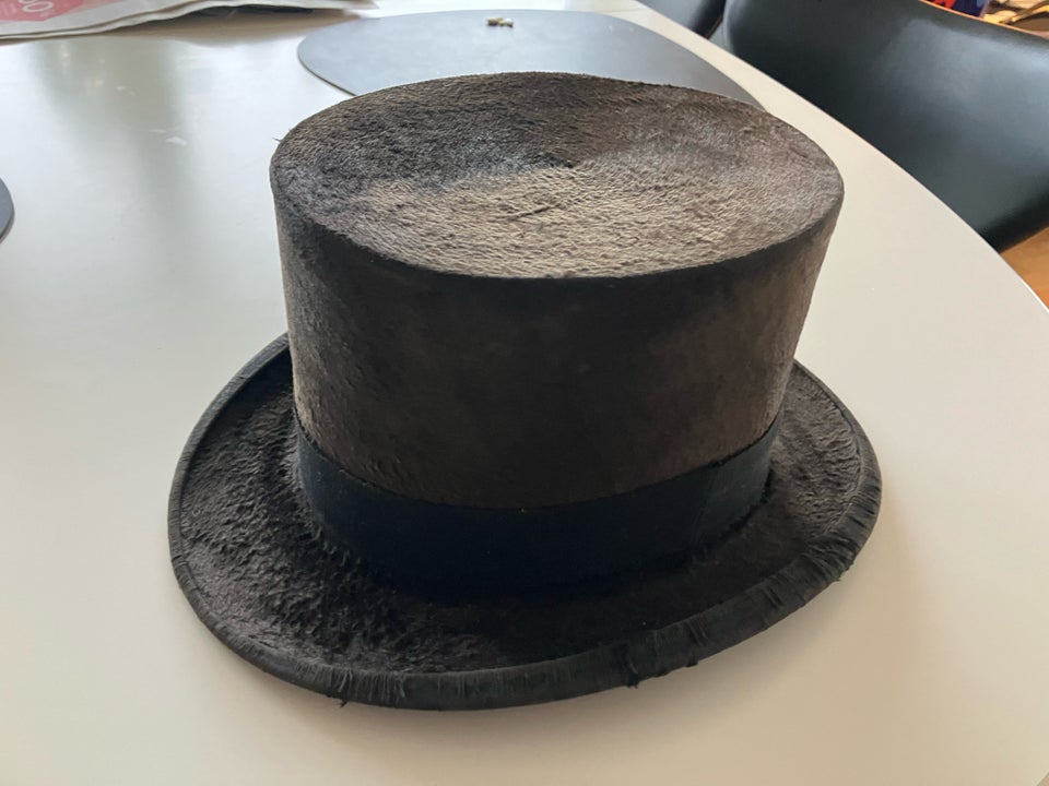 Hat, Henry  Co, str. 55