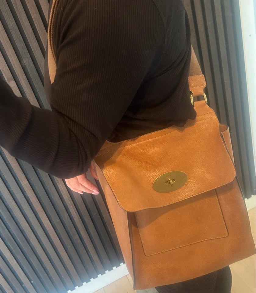 Crossbody Mulberry