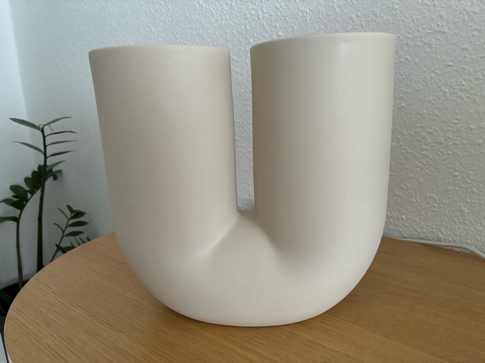 Vase, Muuto