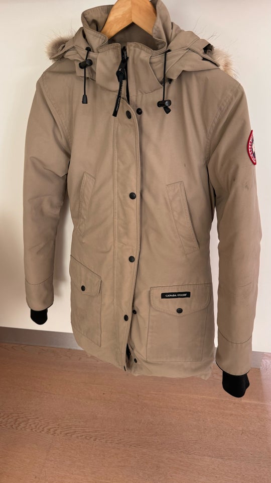 Parkacoat, str. 34, Canada Goose