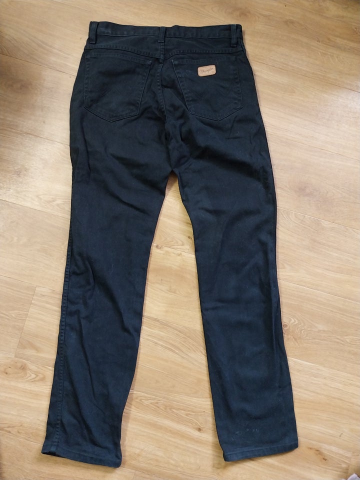 Jeans, Wrangler, str. 33