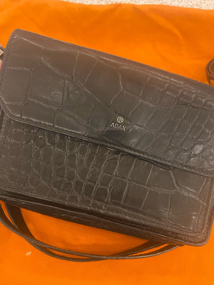 Crossbody Adax læder