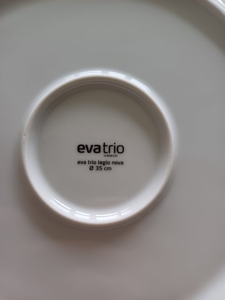 Porcelæn Legio Nova fad Eva Trio