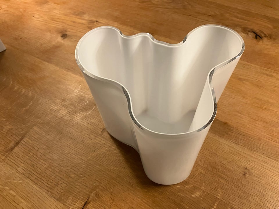 Iittala Aalto vase, Iittala