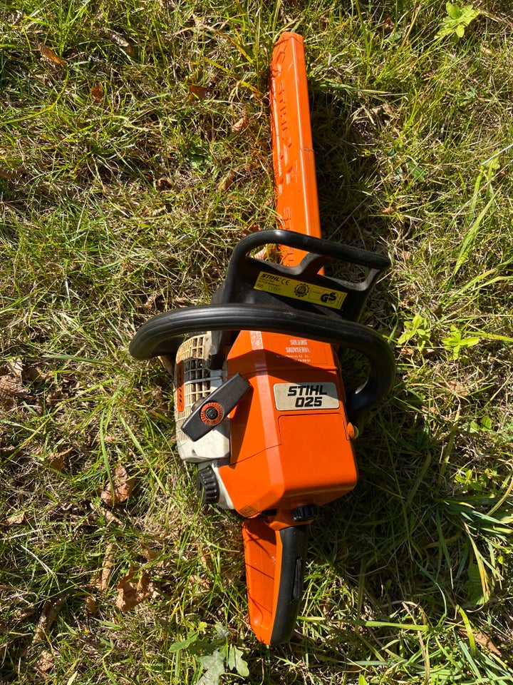 Motorsav, Stihl 025