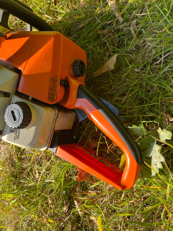 Motorsav, Stihl 025