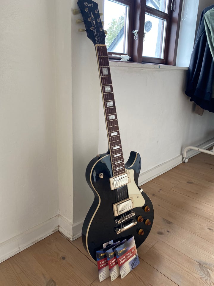 Elguitar, Cort Klassik rock cr100