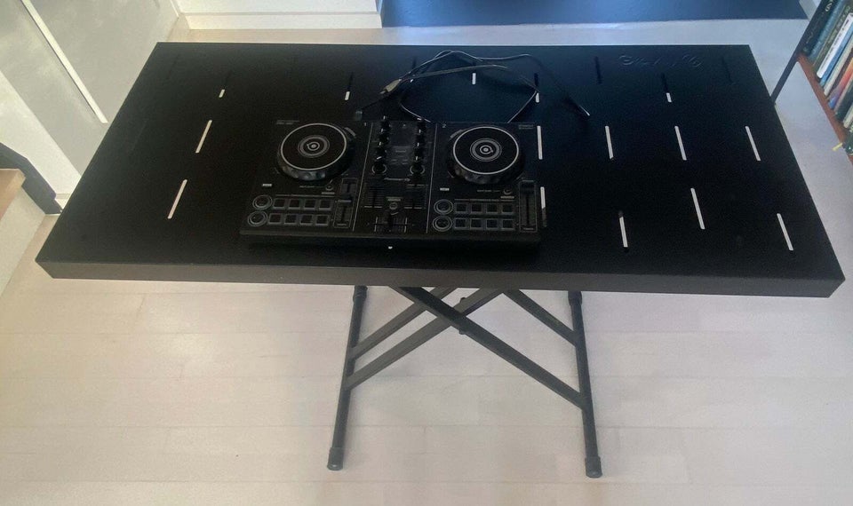 DJ Pult, Pioneer DDJ-200 Smart DJ