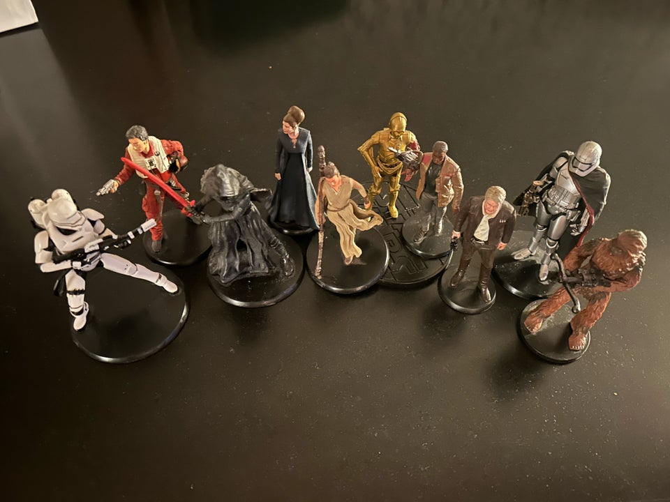 Star Wars figurer, Disney