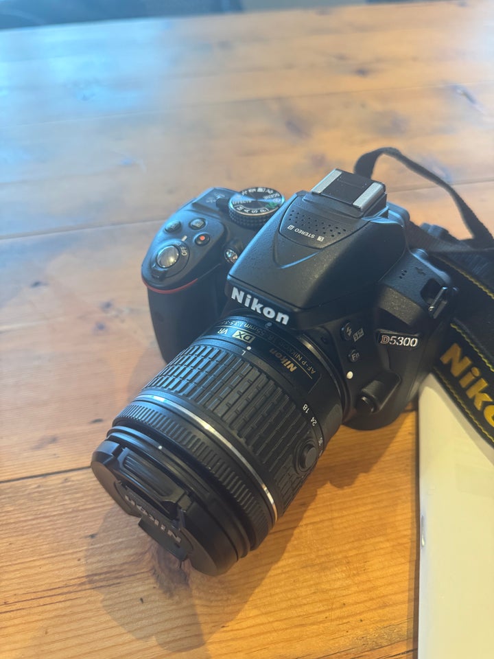 Nikon D5300 DSLR-kamera med...