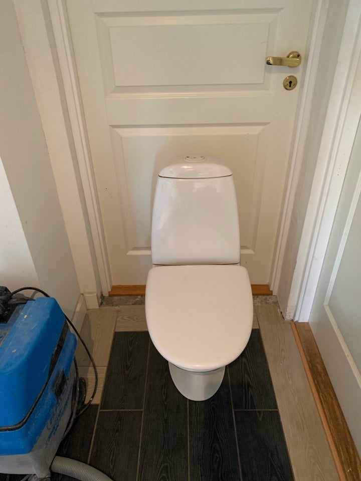 Toilet, Ifö