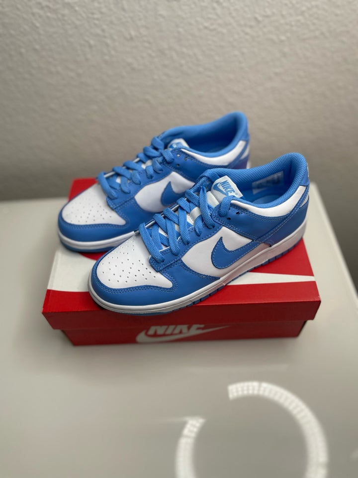 Sneakers, Nike, str. 39