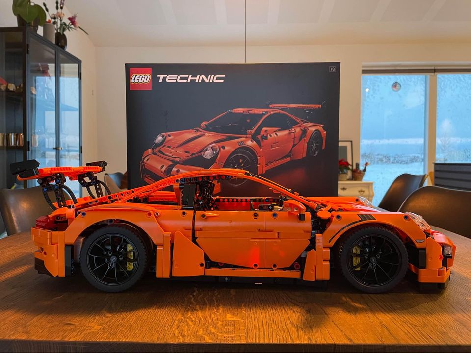 Lego Technic Porsche 911 GT3 RS