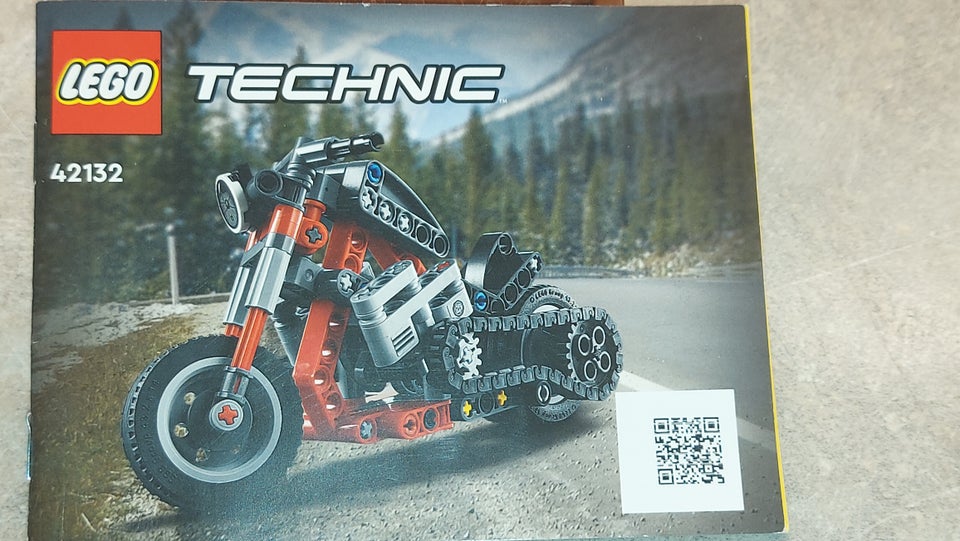 Lego Technic, Motorcykel 42132