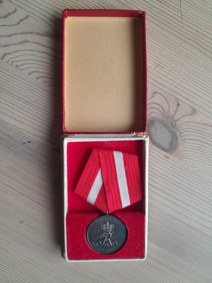 Medalje, Forsvarets hæderstegn